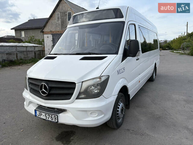 Белый Мерседес Sprinter, объемом двигателя 2.2 л и пробегом 391 тыс. км за 26900 $, фото 2 на Automoto.ua