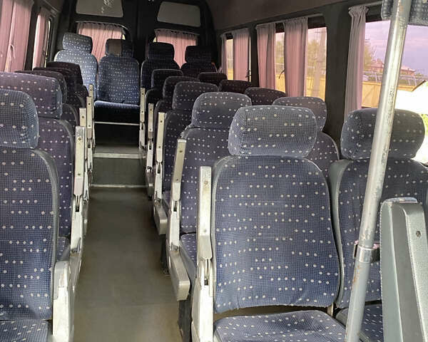 Білий Мерседес Sprinter, об'ємом двигуна 2.14 л та пробігом 320 тис. км за 28500 $, фото 6 на Automoto.ua