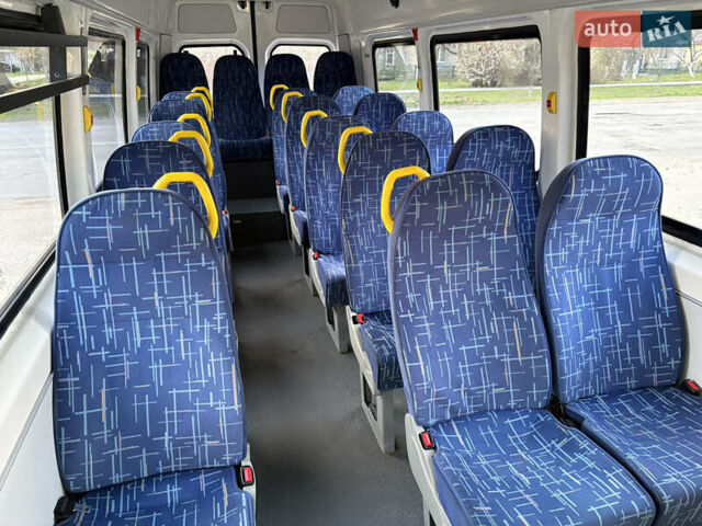 Белый Мерседес Sprinter, объемом двигателя 2.2 л и пробегом 391 тыс. км за 26900 $, фото 23 на Automoto.ua