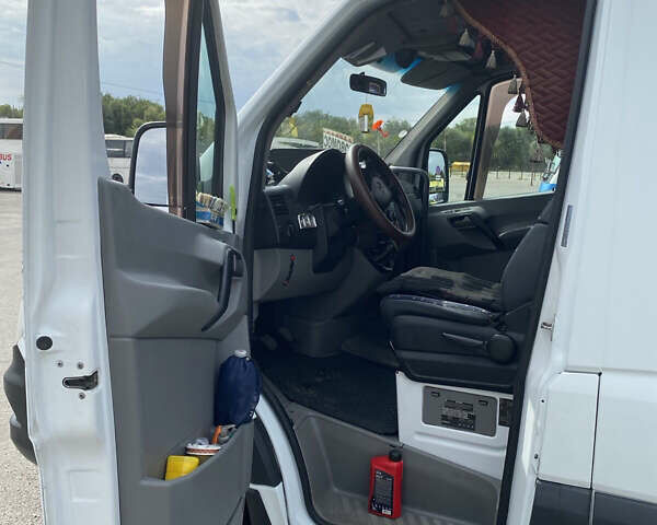 Білий Мерседес Sprinter, об'ємом двигуна 2.14 л та пробігом 320 тис. км за 28500 $, фото 7 на Automoto.ua