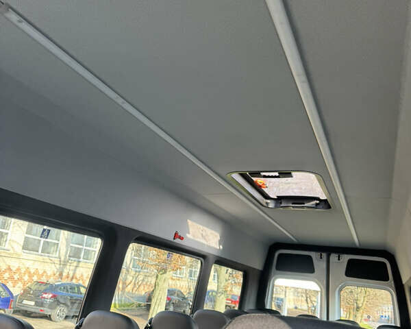 Білий Мерседес Sprinter, об'ємом двигуна 0 л та пробігом 233 тис. км за 49900 $, фото 20 на Automoto.ua