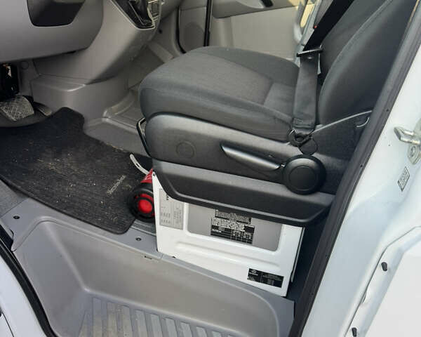 Білий Мерседес Sprinter, об'ємом двигуна 0 л та пробігом 233 тис. км за 49900 $, фото 14 на Automoto.ua