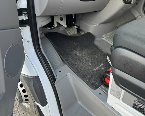 Білий Мерседес Sprinter, об'ємом двигуна 0 л та пробігом 233 тис. км за 49900 $, фото 21 на Automoto.ua