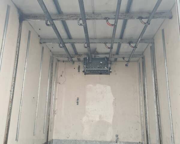 Белый Мерседес Sprinter, объемом двигателя 2.3 л и пробегом 614 тыс. км за 4300 $, фото 6 на Automoto.ua