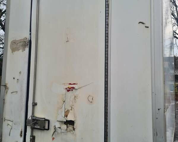 Белый Мерседес Sprinter, объемом двигателя 2.3 л и пробегом 614 тыс. км за 4300 $, фото 4 на Automoto.ua