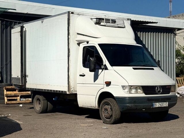 Белый Мерседес Sprinter, объемом двигателя 2.87 л и пробегом 645 тыс. км за 7200 $, фото 6 на Automoto.ua