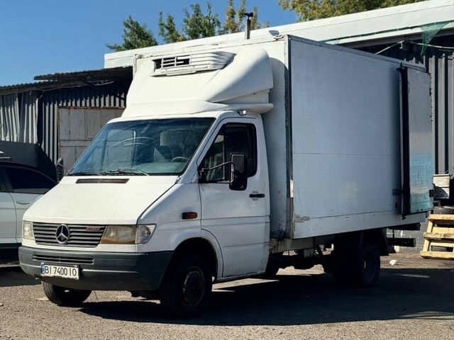 Белый Мерседес Sprinter, объемом двигателя 2.87 л и пробегом 645 тыс. км за 7200 $, фото 4 на Automoto.ua
