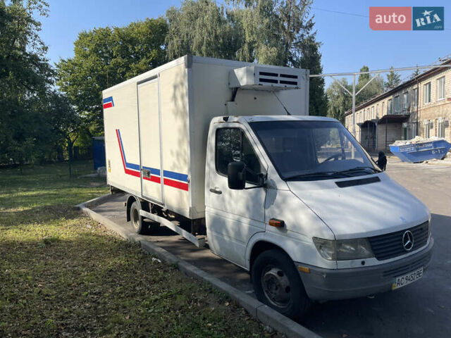 Білий Мерседес Sprinter, об'ємом двигуна 2.9 л та пробігом 400 тис. км за 7600 $, фото 2 на Automoto.ua