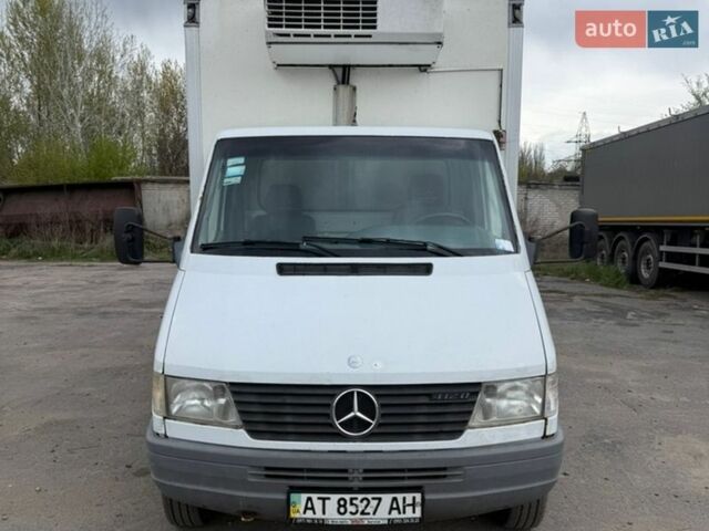 Белый Мерседес Sprinter, объемом двигателя 2.9 л и пробегом 747 тыс. км за 7400 $, фото 2 на Automoto.ua