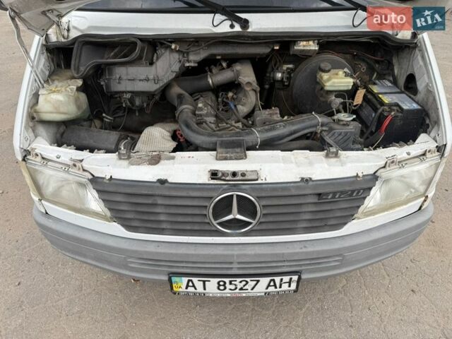 Белый Мерседес Sprinter, объемом двигателя 2.9 л и пробегом 747 тыс. км за 7400 $, фото 11 на Automoto.ua
