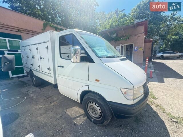 Белый Мерседес Sprinter, объемом двигателя 2.87 л и пробегом 350 тыс. км за 6500 $, фото 1 на Automoto.ua