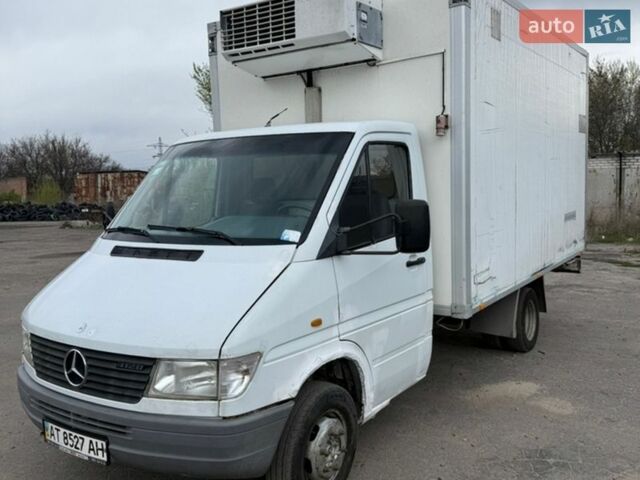Белый Мерседес Sprinter, объемом двигателя 2.9 л и пробегом 747 тыс. км за 7400 $, фото 1 на Automoto.ua