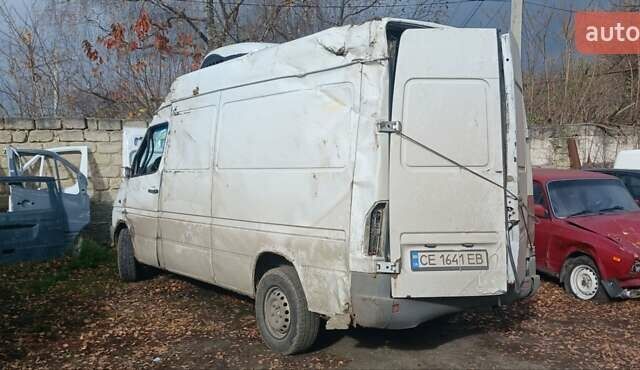 Білий Мерседес Sprinter, об'ємом двигуна 2.1 л та пробігом 715 тис. км за 4200 $, фото 5 на Automoto.ua