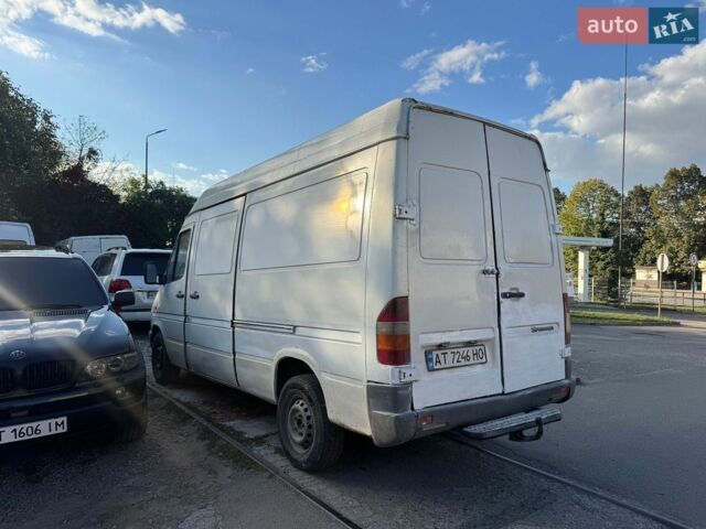 Білий Мерседес Sprinter, об'ємом двигуна 2.15 л та пробігом 600 тис. км за 3800 $, фото 3 на Automoto.ua