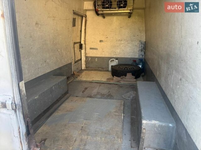 Білий Мерседес Sprinter, об'ємом двигуна 2.15 л та пробігом 600 тис. км за 3800 $, фото 11 на Automoto.ua
