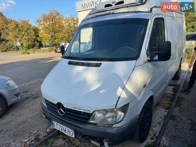 Білий Мерседес Sprinter, об'ємом двигуна 2.15 л та пробігом 600 тис. км за 3800 $, фото 1 на Automoto.ua