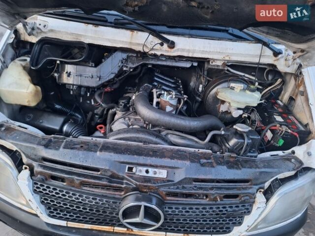 Білий Мерседес Sprinter, об'ємом двигуна 2.15 л та пробігом 483 тис. км за 6500 $, фото 4 на Automoto.ua