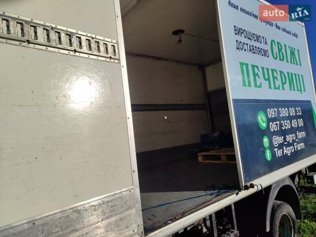 Білий Мерседес Sprinter, об'ємом двигуна 2.69 л та пробігом 400 тис. км за 10000 $, фото 5 на Automoto.ua