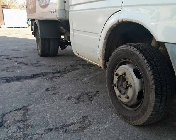 Белый Мерседес Sprinter, объемом двигателя 2.7 л и пробегом 400 тыс. км за 12499 $, фото 3 на Automoto.ua