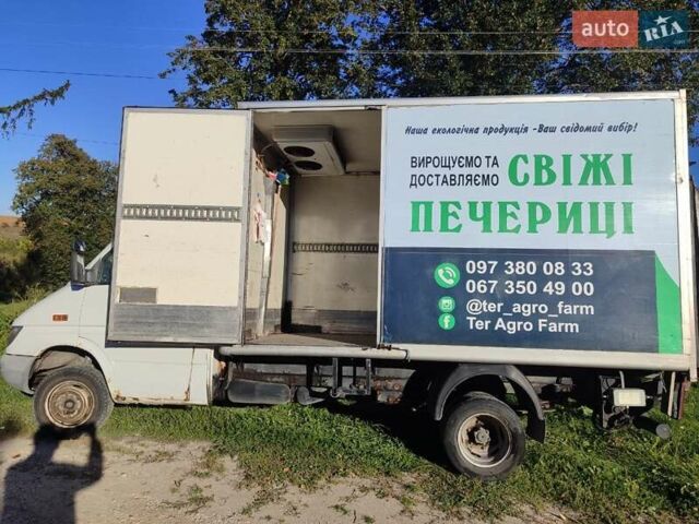 Білий Мерседес Sprinter, об'ємом двигуна 2.69 л та пробігом 400 тис. км за 10000 $, фото 4 на Automoto.ua
