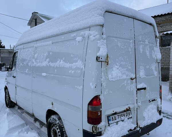 Білий Мерседес Sprinter, об'ємом двигуна 2.15 л та пробігом 677 тис. км за 5500 $, фото 5 на Automoto.ua