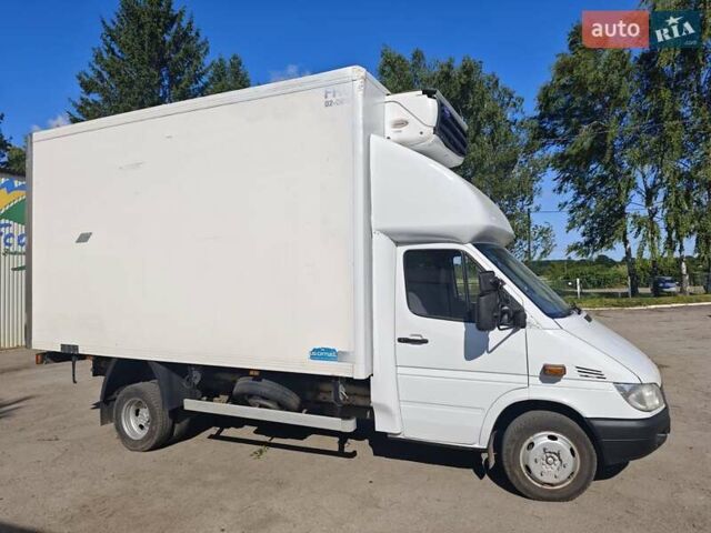 Белый Мерседес Sprinter, объемом двигателя 2.7 л и пробегом 687 тыс. км за 12500 $, фото 10 на Automoto.ua