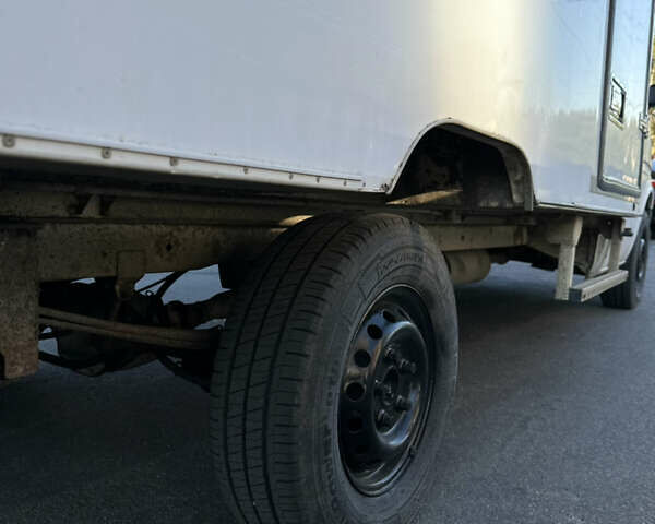 Білий Мерседес Sprinter, об'ємом двигуна 2.15 л та пробігом 590 тис. км за 13000 $, фото 4 на Automoto.ua