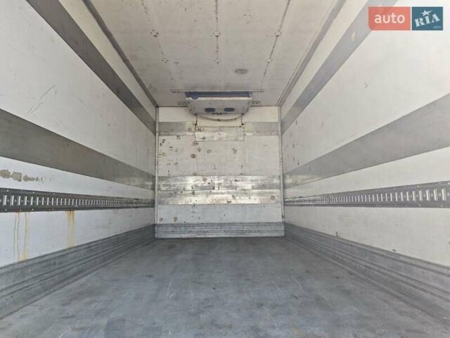 Белый Мерседес Sprinter, объемом двигателя 2.7 л и пробегом 687 тыс. км за 12500 $, фото 6 на Automoto.ua