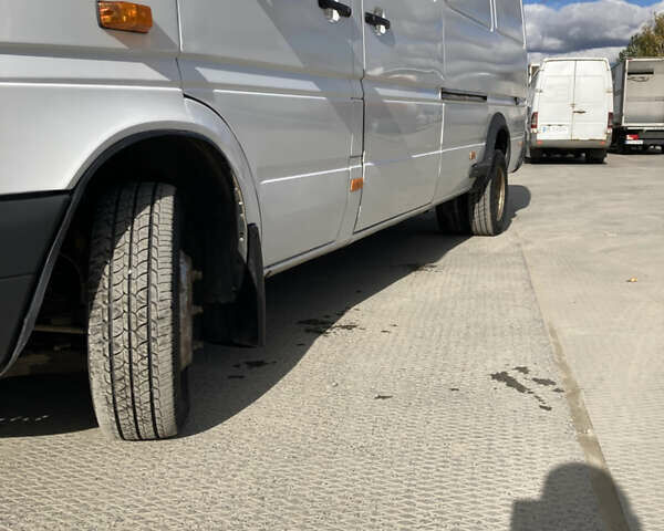 Белый Мерседес Sprinter, объемом двигателя 2.69 л и пробегом 627 тыс. км за 14500 $, фото 8 на Automoto.ua