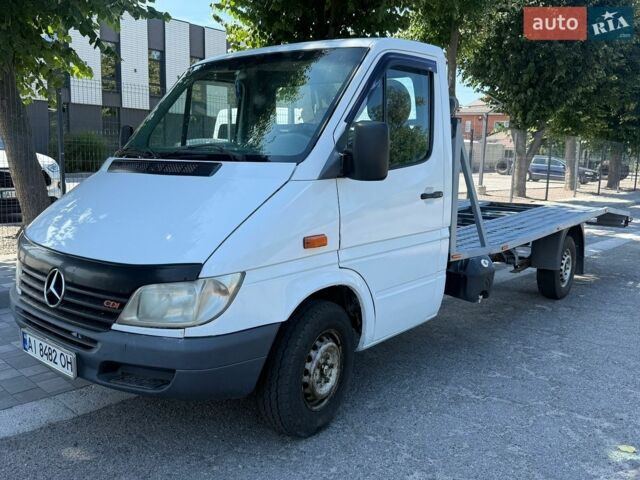 Белый Мерседес Sprinter, объемом двигателя 2.15 л и пробегом 30 тыс. км за 7900 $, фото 6 на Automoto.ua