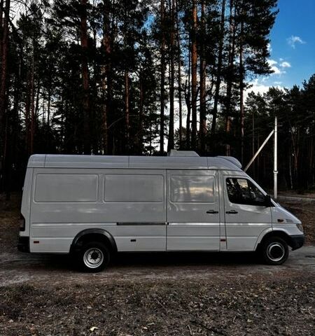 Белый Мерседес Sprinter, объемом двигателя 2.7 л и пробегом 420 тыс. км за 15500 $, фото 5 на Automoto.ua