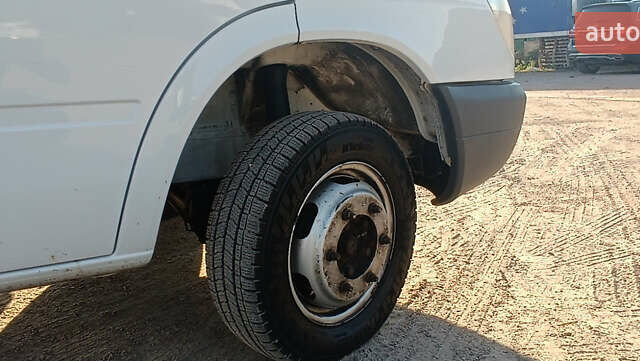 Белый Мерседес Sprinter, объемом двигателя 2.7 л и пробегом 390 тыс. км за 17500 $, фото 8 на Automoto.ua