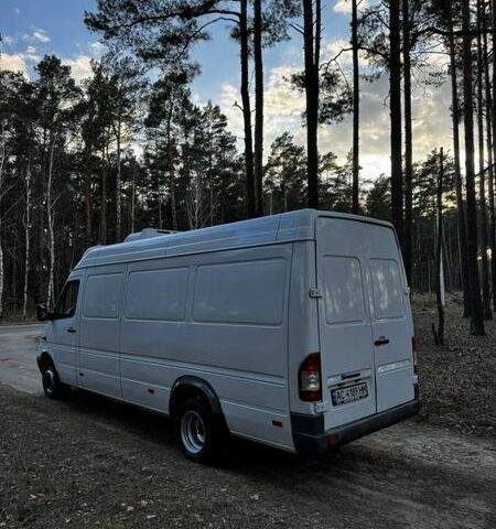 Белый Мерседес Sprinter, объемом двигателя 2.7 л и пробегом 420 тыс. км за 15500 $, фото 6 на Automoto.ua