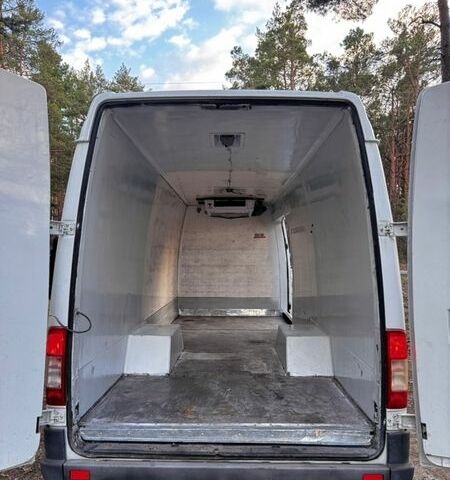 Белый Мерседес Sprinter, объемом двигателя 2.7 л и пробегом 420 тыс. км за 15500 $, фото 11 на Automoto.ua