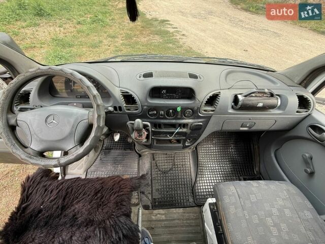 Білий Мерседес Sprinter, об'ємом двигуна 2.15 л та пробігом 235 тис. км за 5500 $, фото 7 на Automoto.ua