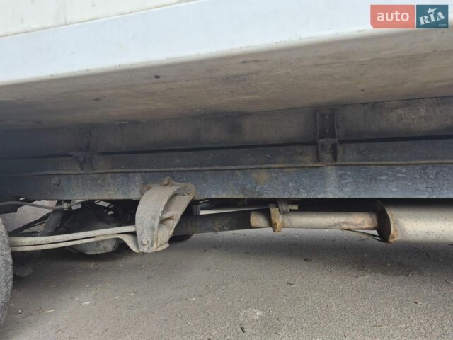 Білий Мерседес Sprinter, об'ємом двигуна 2.15 л та пробігом 400 тис. км за 6200 $, фото 7 на Automoto.ua