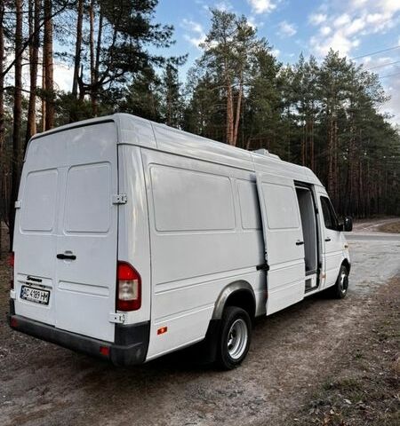 Белый Мерседес Sprinter, объемом двигателя 2.7 л и пробегом 420 тыс. км за 15500 $, фото 7 на Automoto.ua