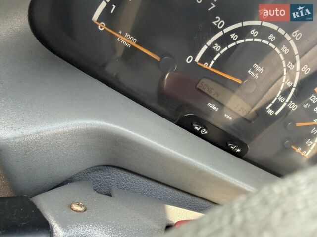 Белый Мерседес Sprinter, объемом двигателя 2.15 л и пробегом 504 тыс. км за 10300 $, фото 3 на Automoto.ua