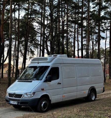 Белый Мерседес Sprinter, объемом двигателя 2.7 л и пробегом 420 тыс. км за 15500 $, фото 1 на Automoto.ua