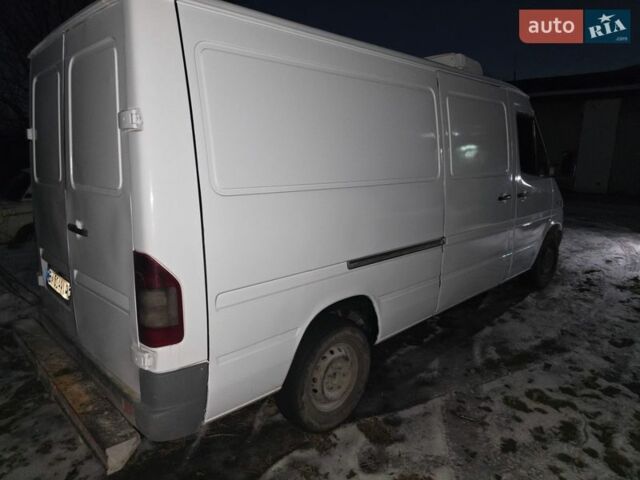 Белый Мерседес Sprinter, объемом двигателя 2.15 л и пробегом 500 тыс. км за 9000 $, фото 10 на Automoto.ua