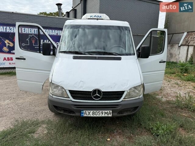 Білий Мерседес Sprinter, об'ємом двигуна 2.15 л та пробігом 235 тис. км за 5500 $, фото 5 на Automoto.ua