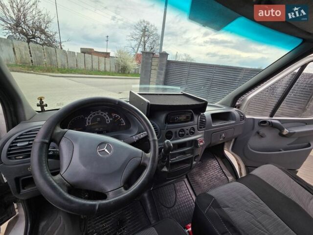 Белый Мерседес Sprinter, объемом двигателя 2.15 л и пробегом 950 тыс. км за 8500 $, фото 18 на Automoto.ua