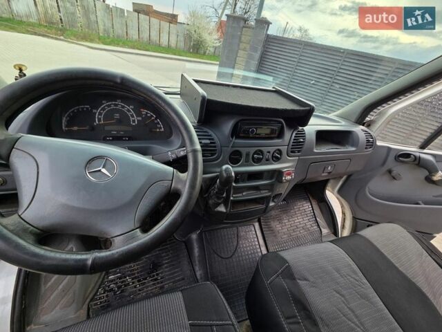 Белый Мерседес Sprinter, объемом двигателя 2.15 л и пробегом 950 тыс. км за 8500 $, фото 8 на Automoto.ua