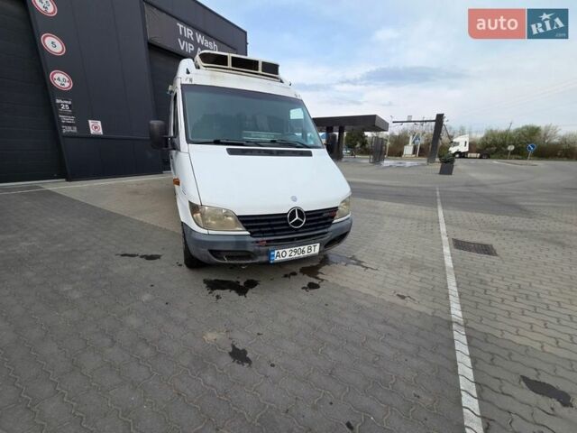 Белый Мерседес Sprinter, объемом двигателя 2.15 л и пробегом 950 тыс. км за 8500 $, фото 6 на Automoto.ua