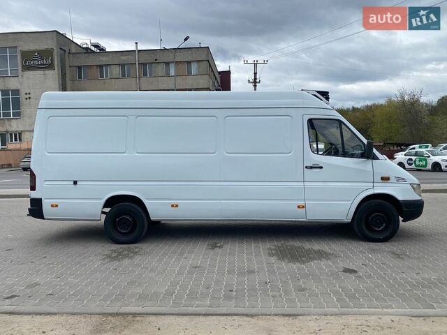 Білий Мерседес Sprinter, об'ємом двигуна 2.15 л та пробігом 423 тис. км за 11000 $, фото 3 на Automoto.ua