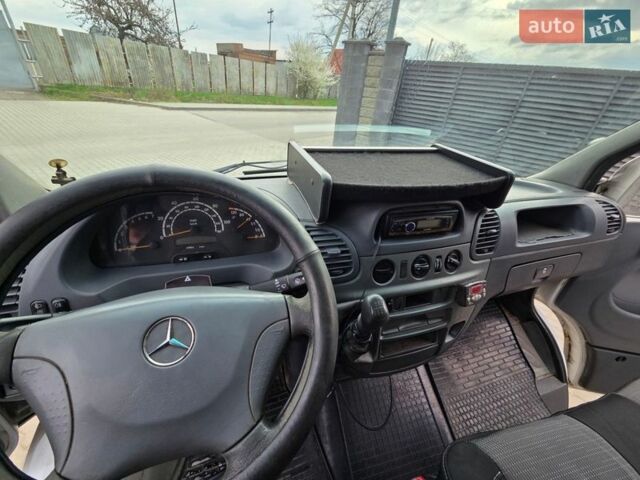 Белый Мерседес Sprinter, объемом двигателя 2.15 л и пробегом 950 тыс. км за 8500 $, фото 20 на Automoto.ua