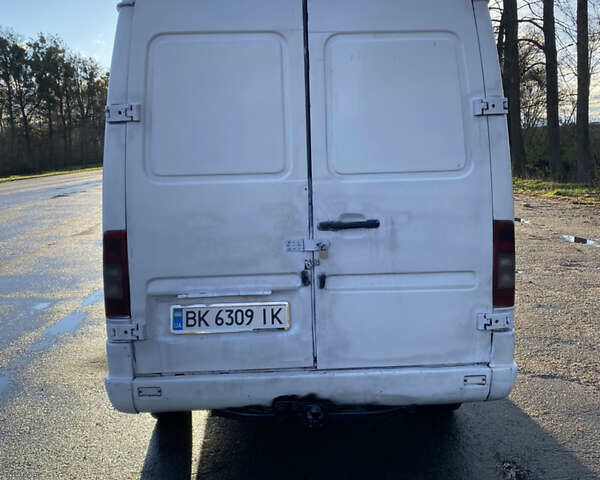 Білий Мерседес Sprinter, об'ємом двигуна 2.15 л та пробігом 500 тис. км за 7800 $, фото 6 на Automoto.ua