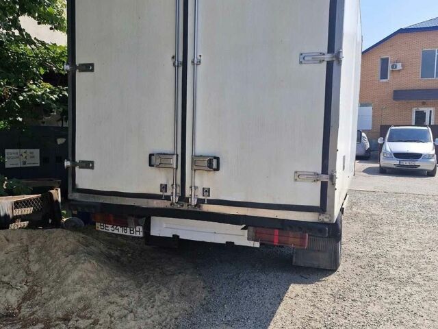 Білий Мерседес Sprinter, об'ємом двигуна 2.69 л та пробігом 430 тис. км за 8999 $, фото 3 на Automoto.ua