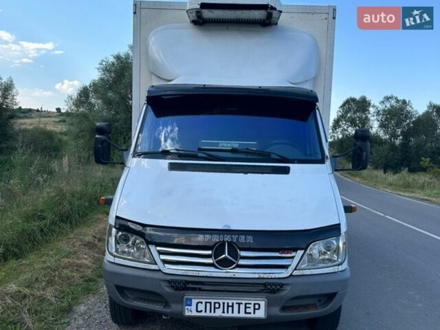 Білий Мерседес Sprinter, об'ємом двигуна 2.7 л та пробігом 750 тис. км за 13500 $, фото 3 на Automoto.ua