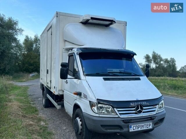 Білий Мерседес Sprinter, об'ємом двигуна 2.7 л та пробігом 750 тис. км за 13500 $, фото 2 на Automoto.ua